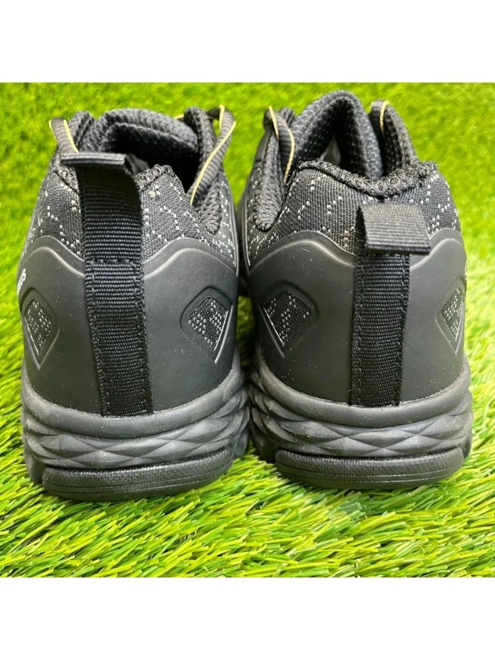 Nautilus Stratus Womens Size 8.5D Black White Composite Toe Safety Work Shoes